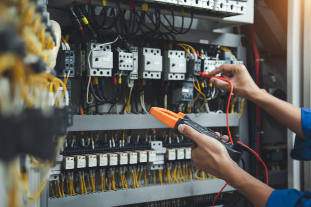 Best Affordable Emergency Electrician  in Storm Lake, IA